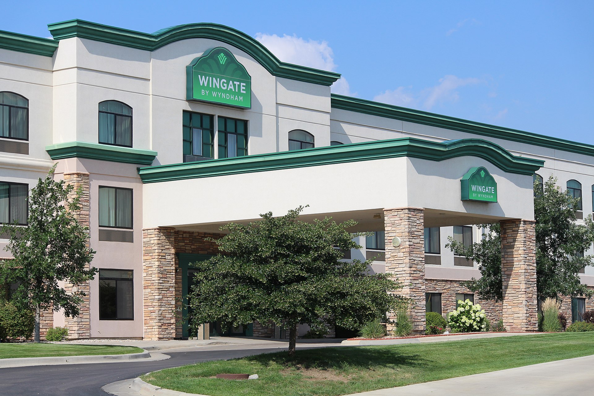 Wingate by Wyndham Page 或同级